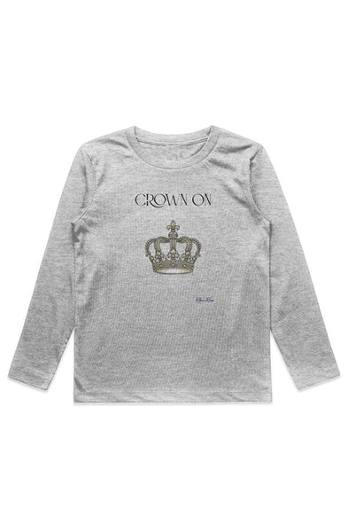 KIDS STAPLE L S TEE Crown On Front Graphic
